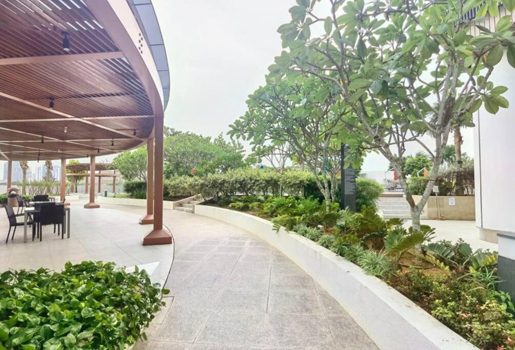 Apartment C2518 Almas Seaview Muji100mbpsnetflix By Nusajaya (Iskandar Puteri)