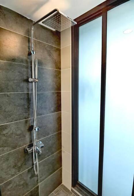 C2518 Almas Seaview Muji100mbpsnetflix By Apartment *